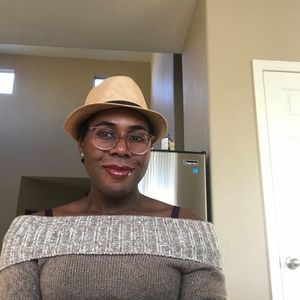 Meet your Posher, Lanae